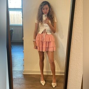 Meet your Posher, Ari